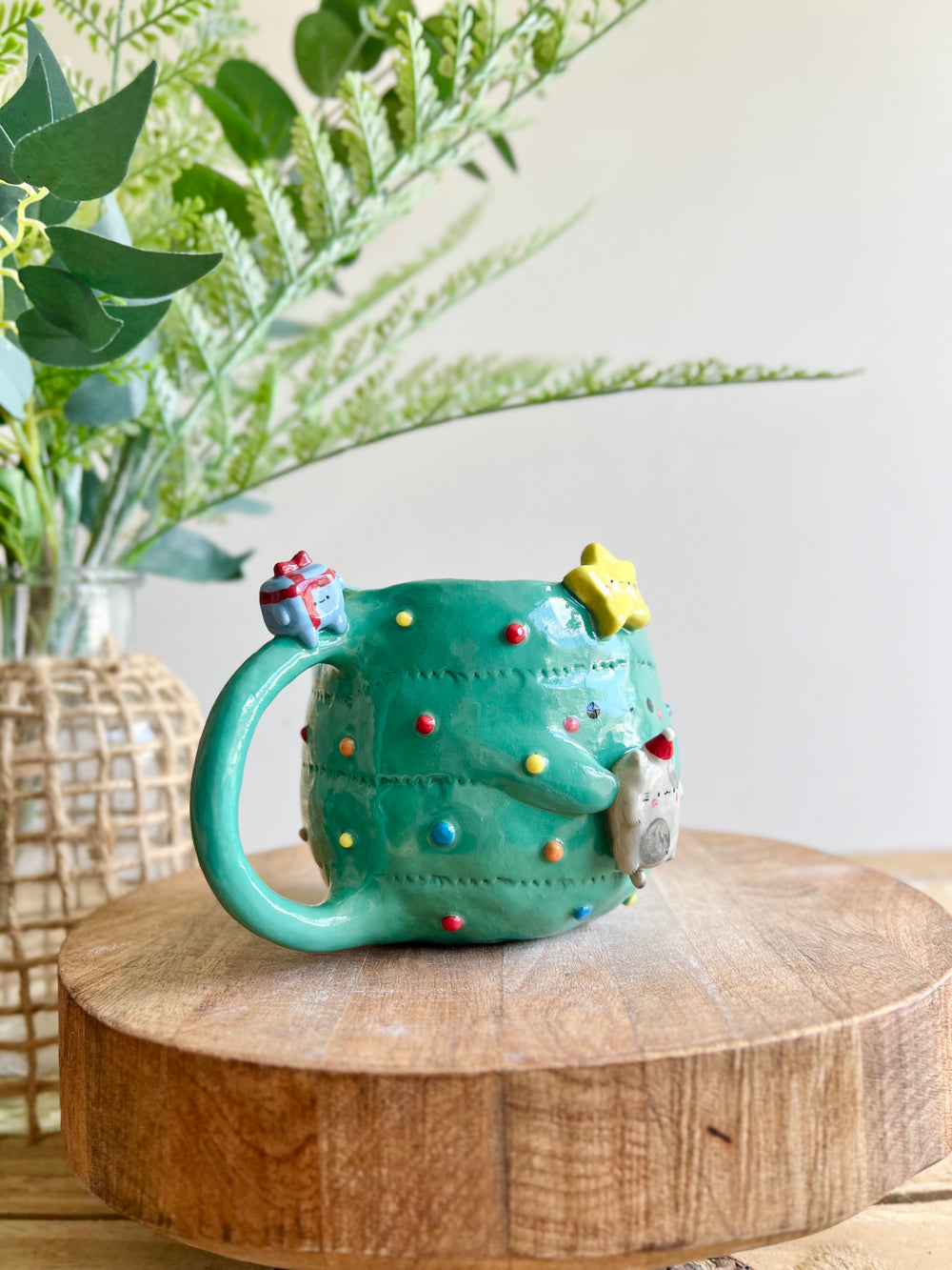 Christmas tree mug with grey cat and present friend, photo 2 of 14