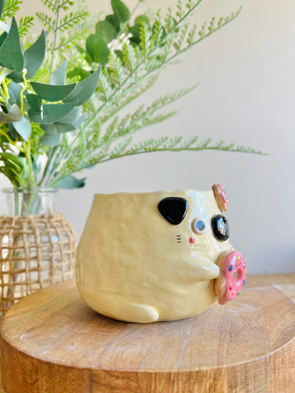 Donut pun love puggo pot, photo 2 of 12