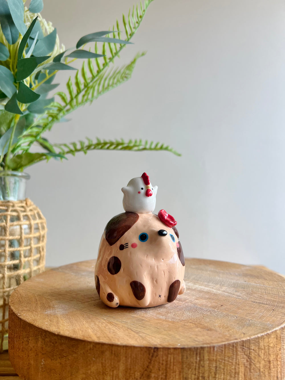 Bud vase, photo 8 of 10