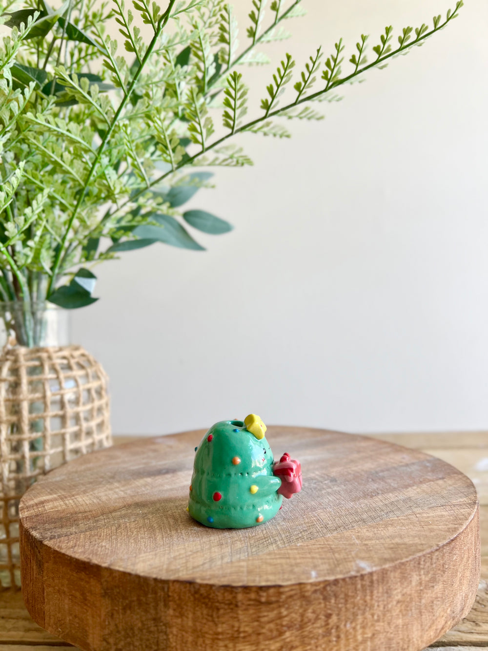 Mini Christmas tree with present friend bud vase, photo 4 of 13