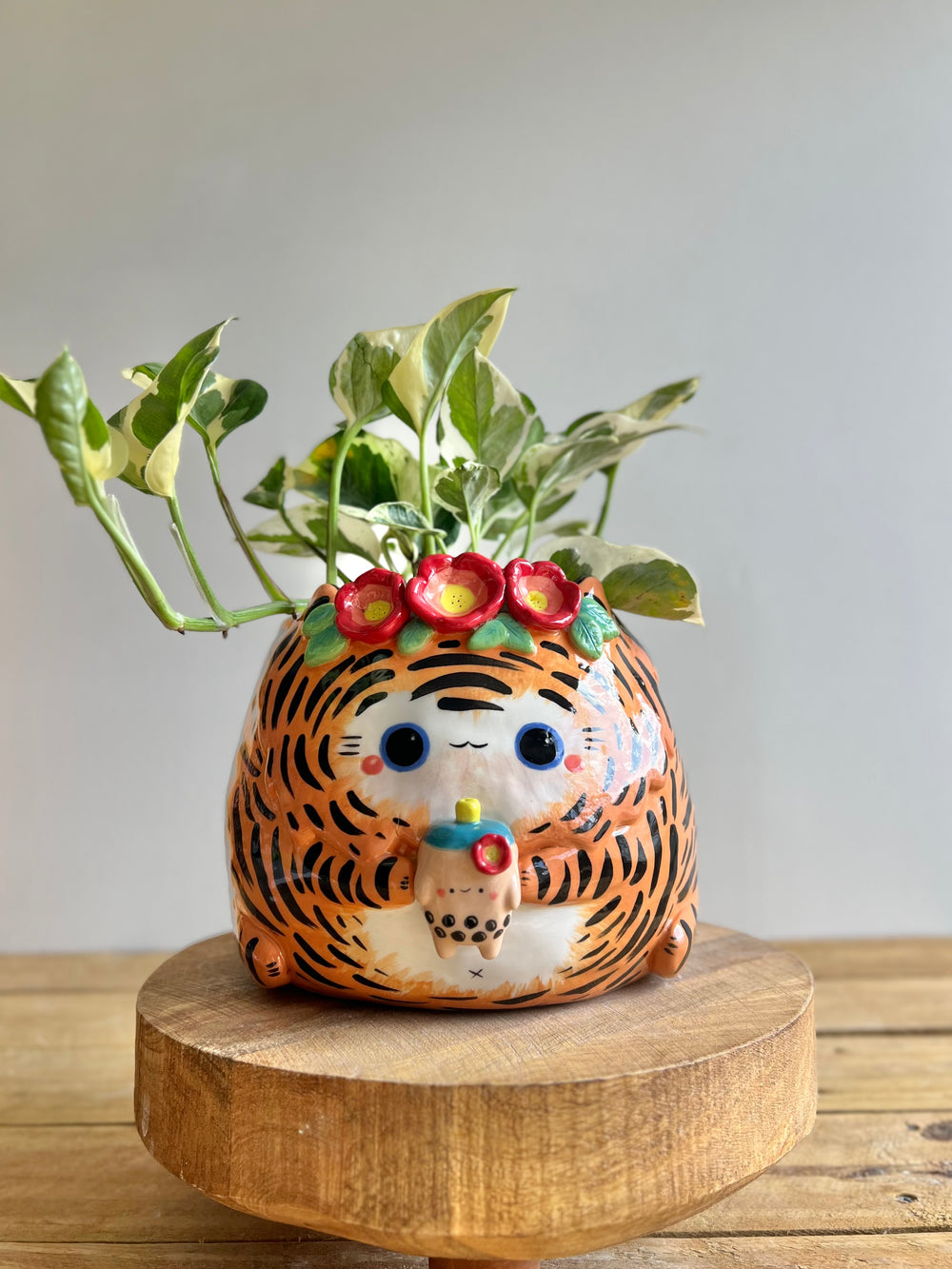 BIG planter pot, photo 1 of 11