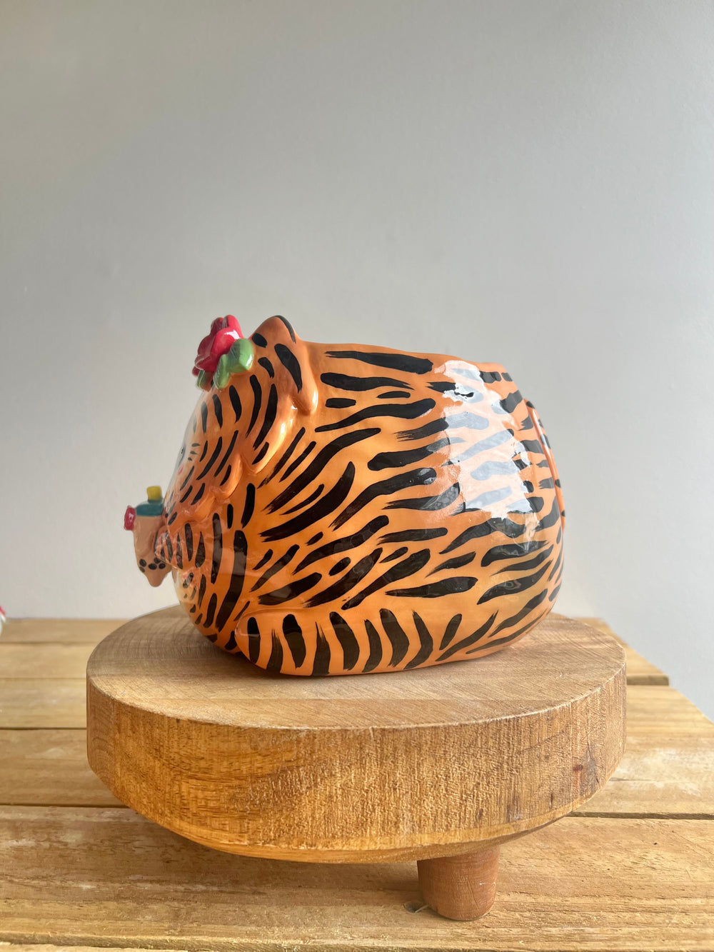 BIG planter pot, photo 3 of 11
