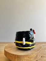 Bee Pot