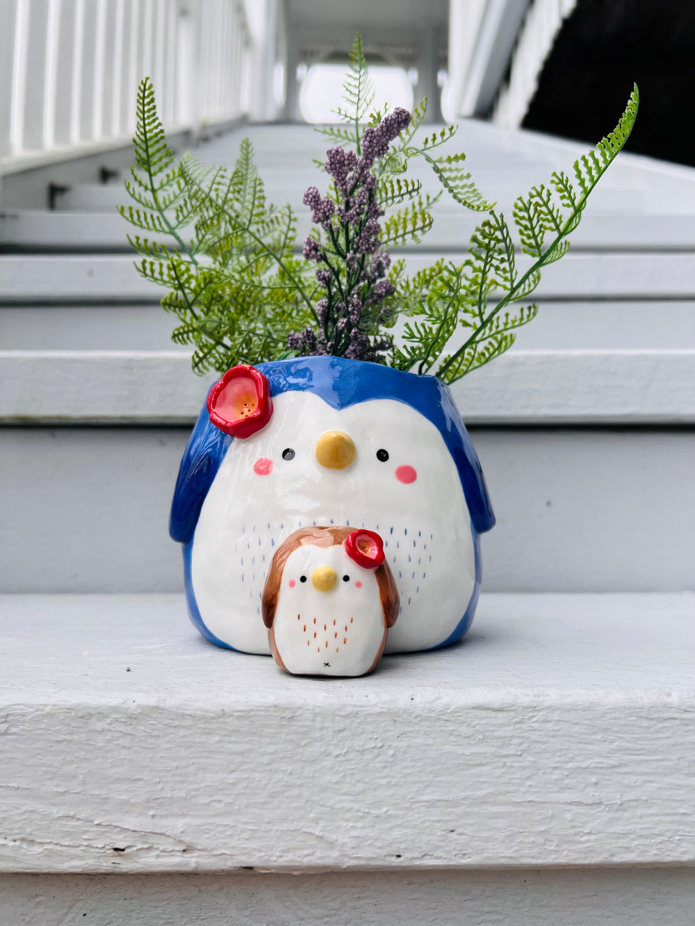 2in1 Penguin pot with baby penguin vase, photo 7 of 8