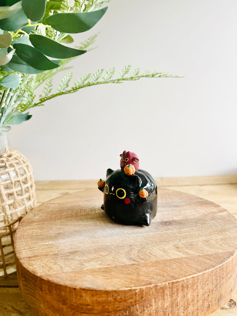 Black cat with bat and pumpkin friends bud vase, photo 5 of 10