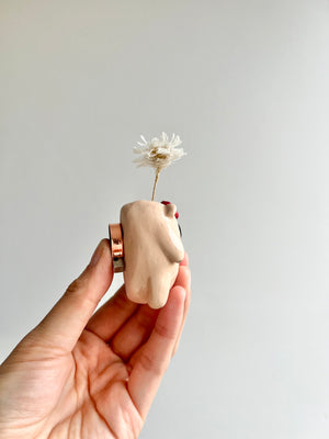 Bud Vase Magnet
