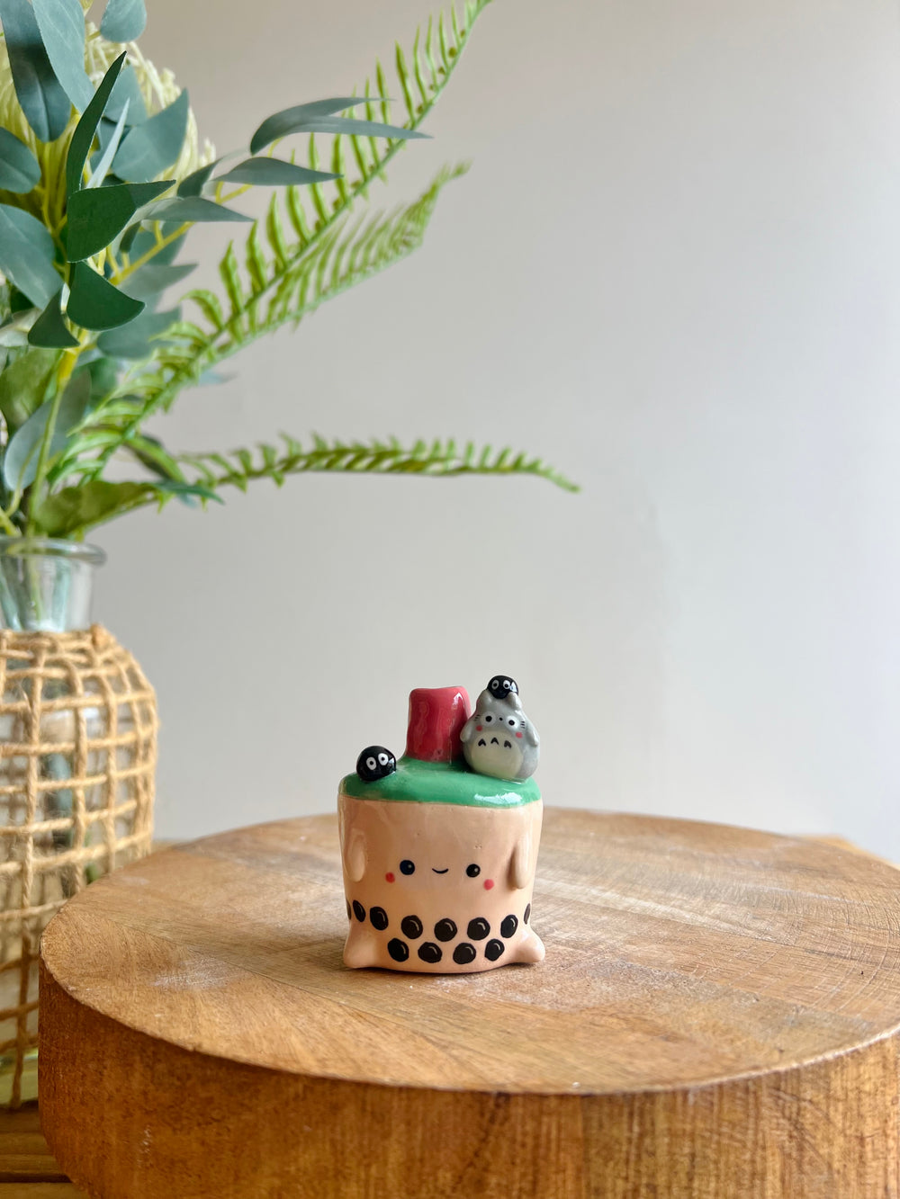 Bud vase, photo 2 of 6