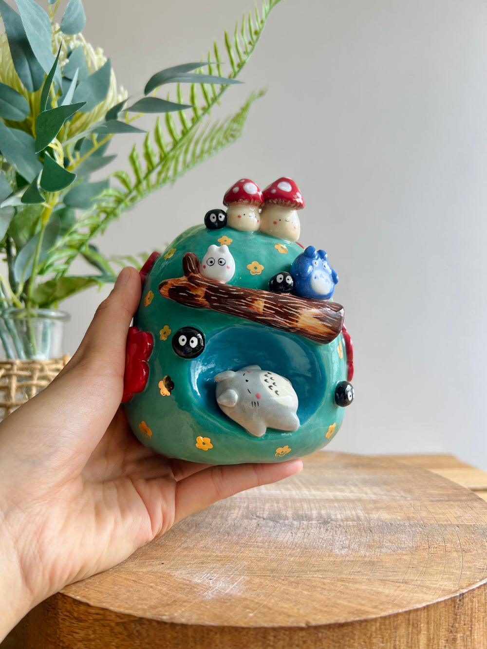 Vase, photo 6 of 10