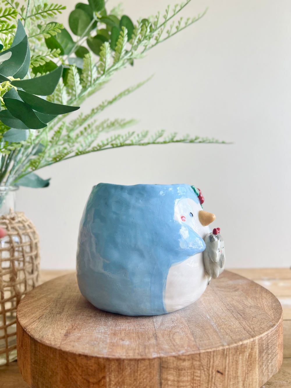 Festive penguin pot with grey cat friend, photo 3 of 9