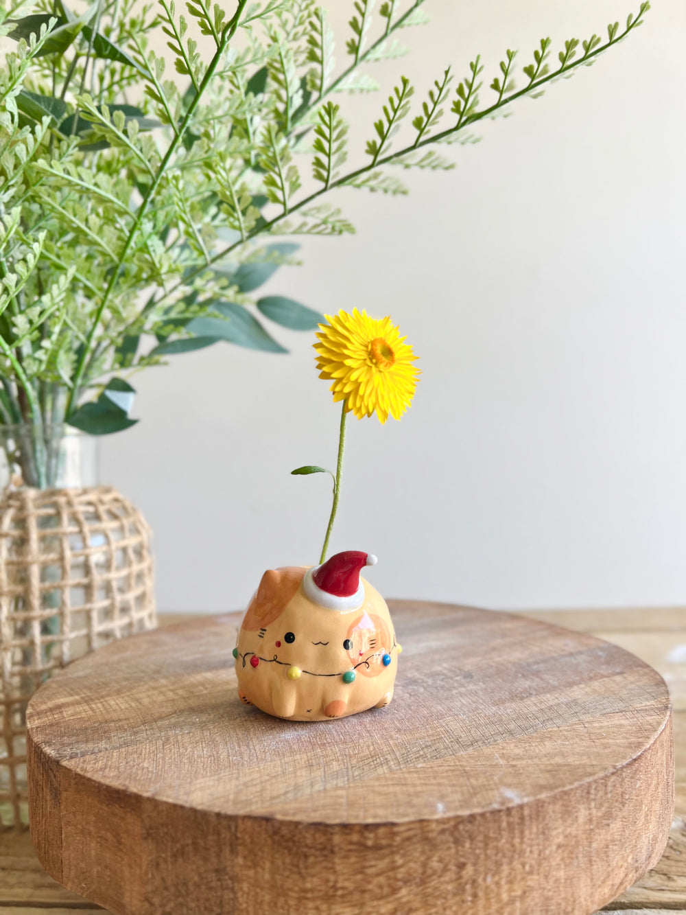 Ginger cat Christmas lights bud vase, photo 1 of 13