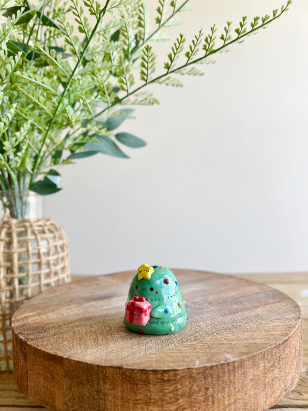 Mini Christmas tree with present friend bud vase, photo 7 of 13