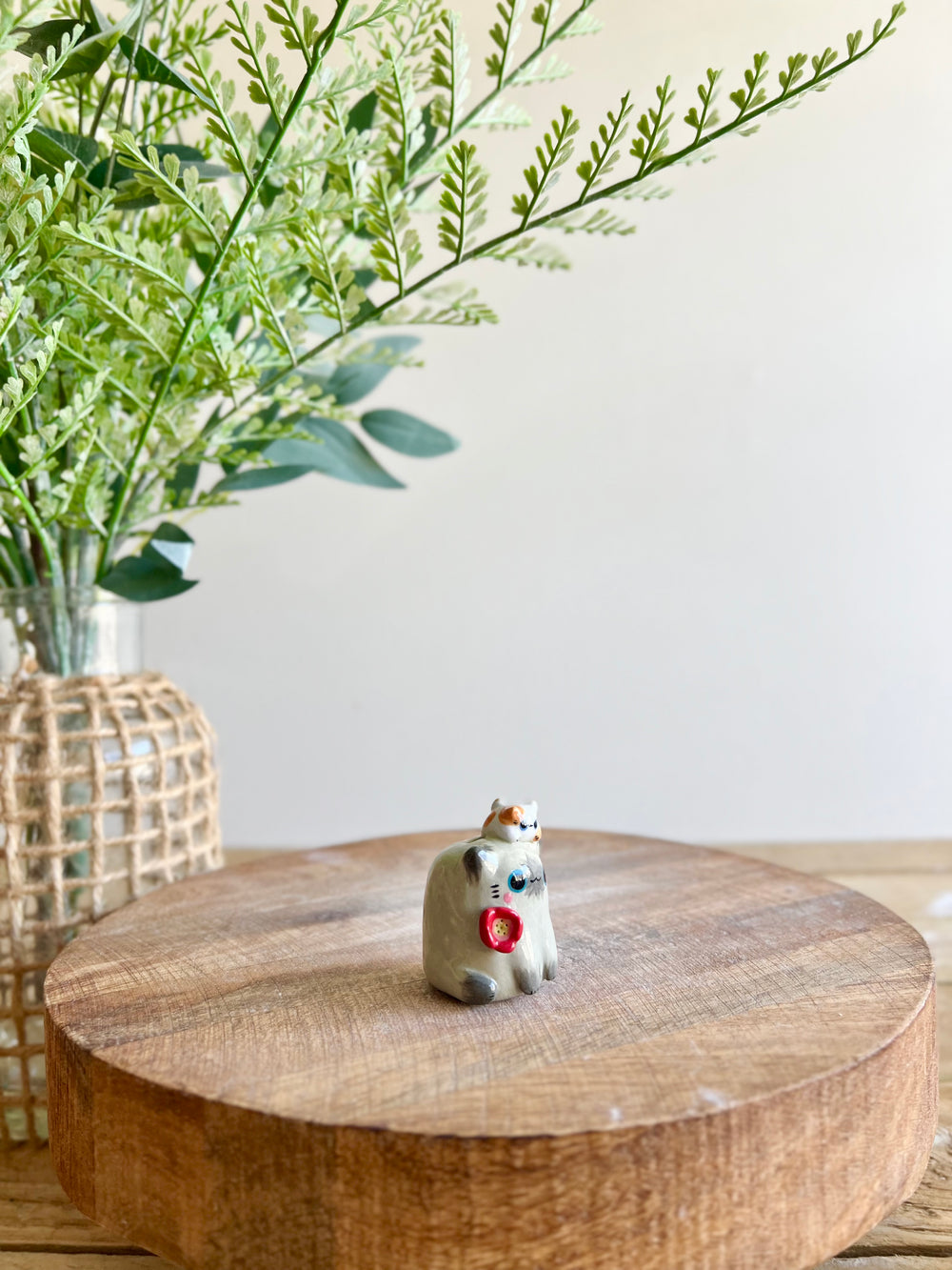 Cat friends bud vase, photo 3 of 9