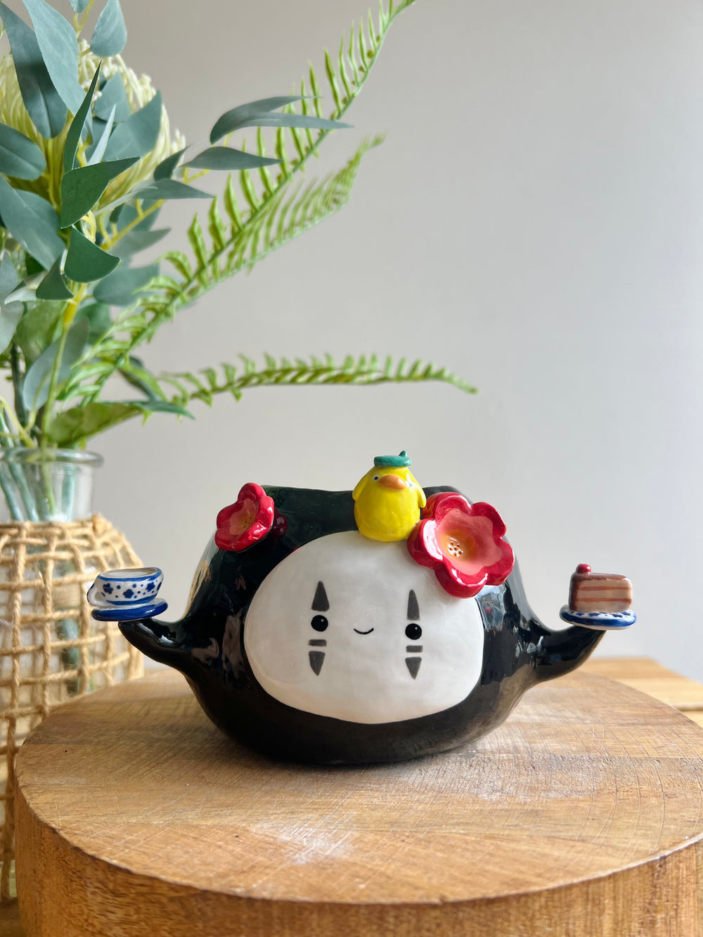 Tea time pot/vase, photo 3 of 12