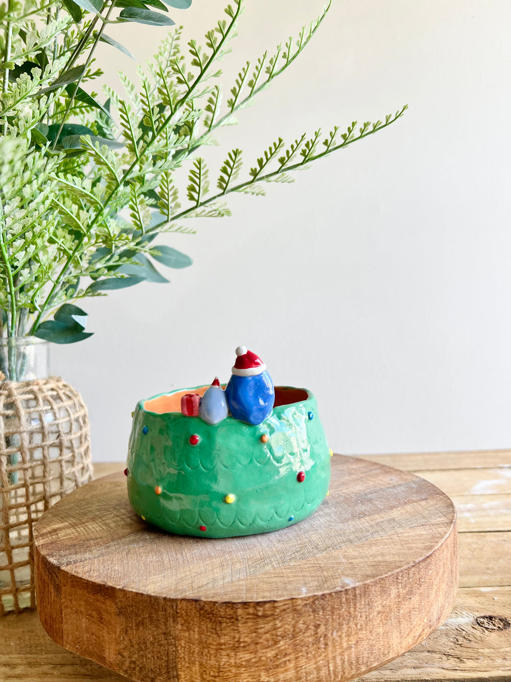Christmas tree bowl with penguin friends, photo 4 of 12