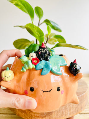 Pumpkin pot with black cat and baby pumpkin friends