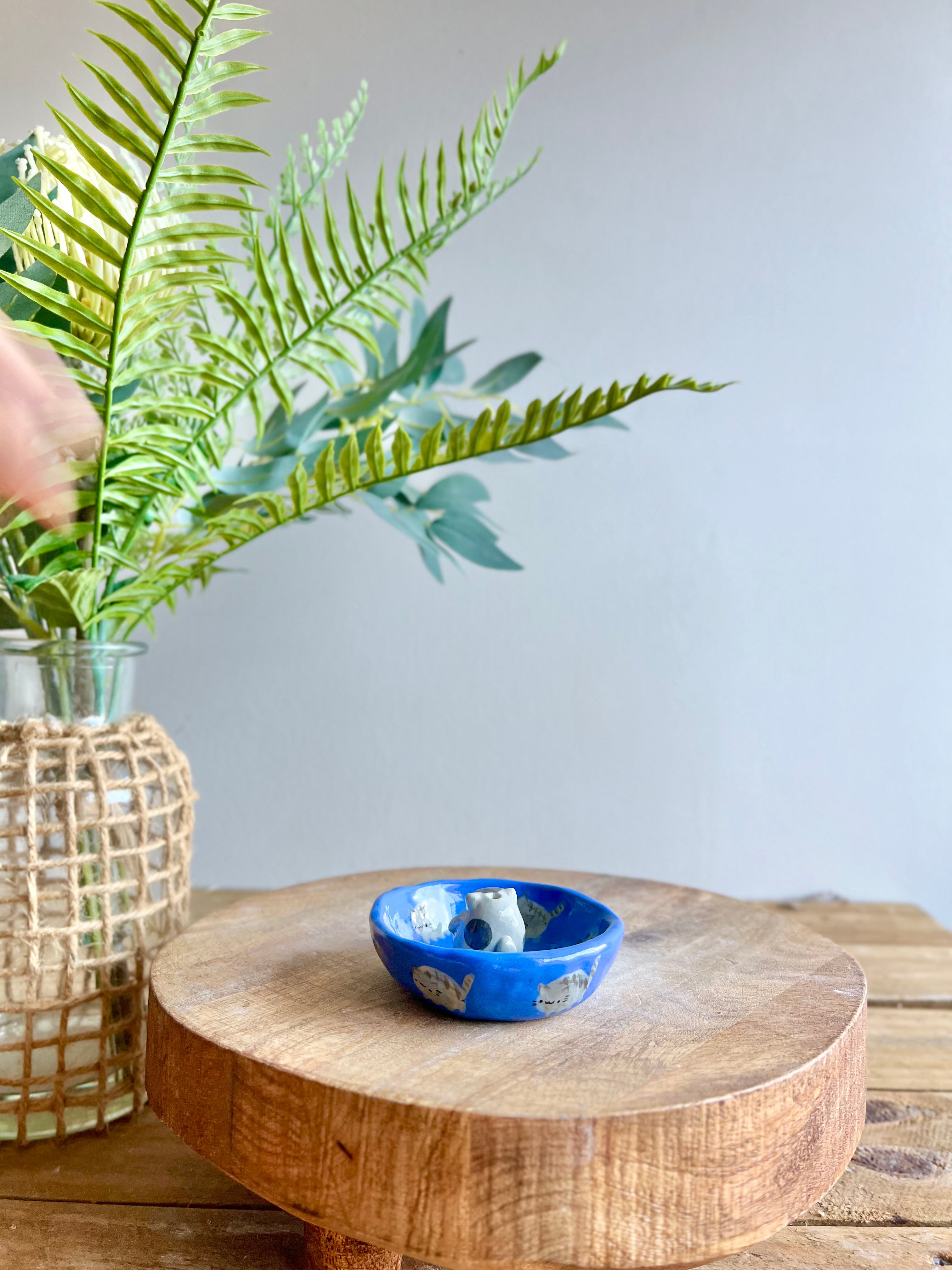 Bud vase trinket dish
