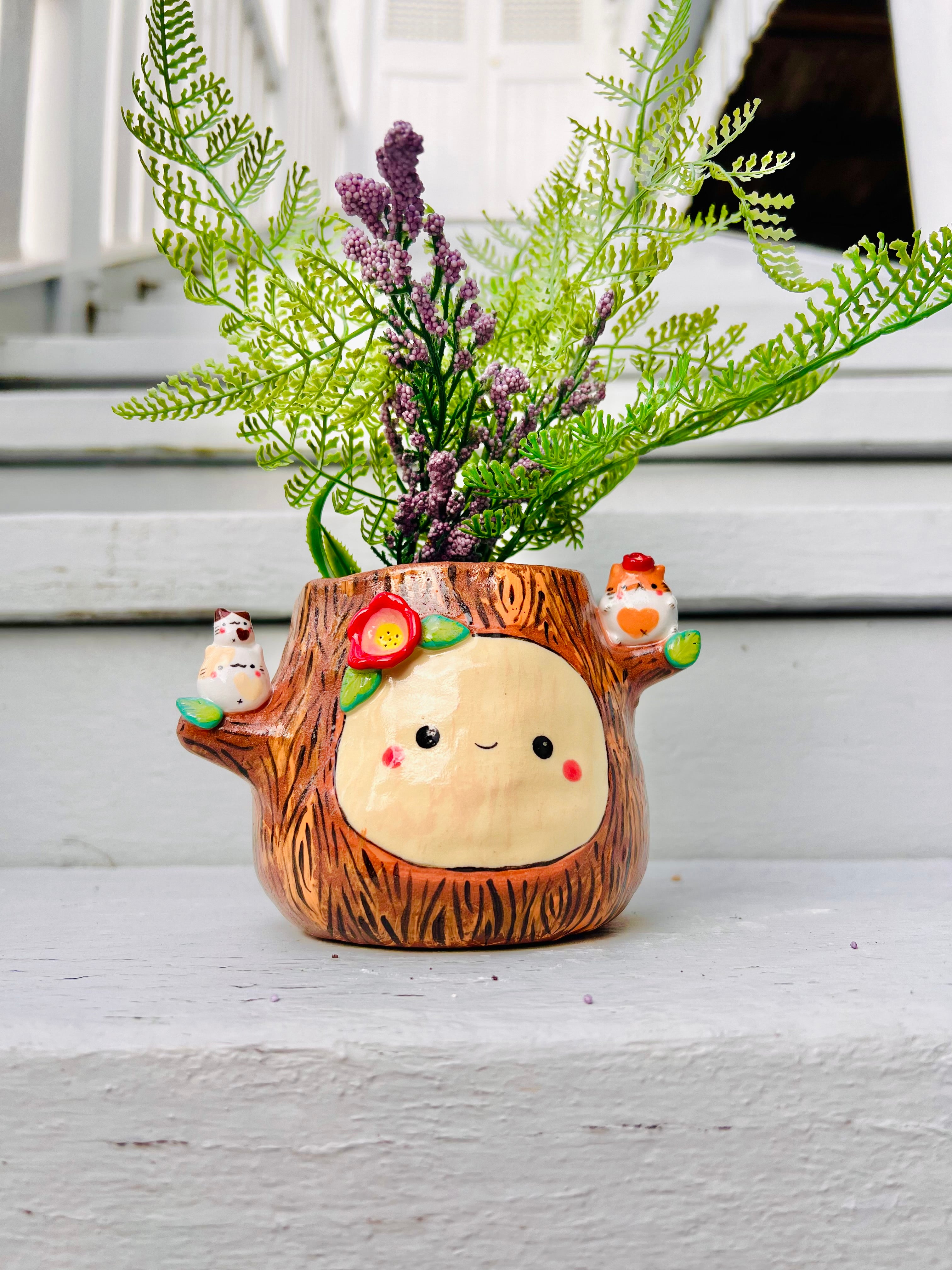 Happy tree pot with cat friends