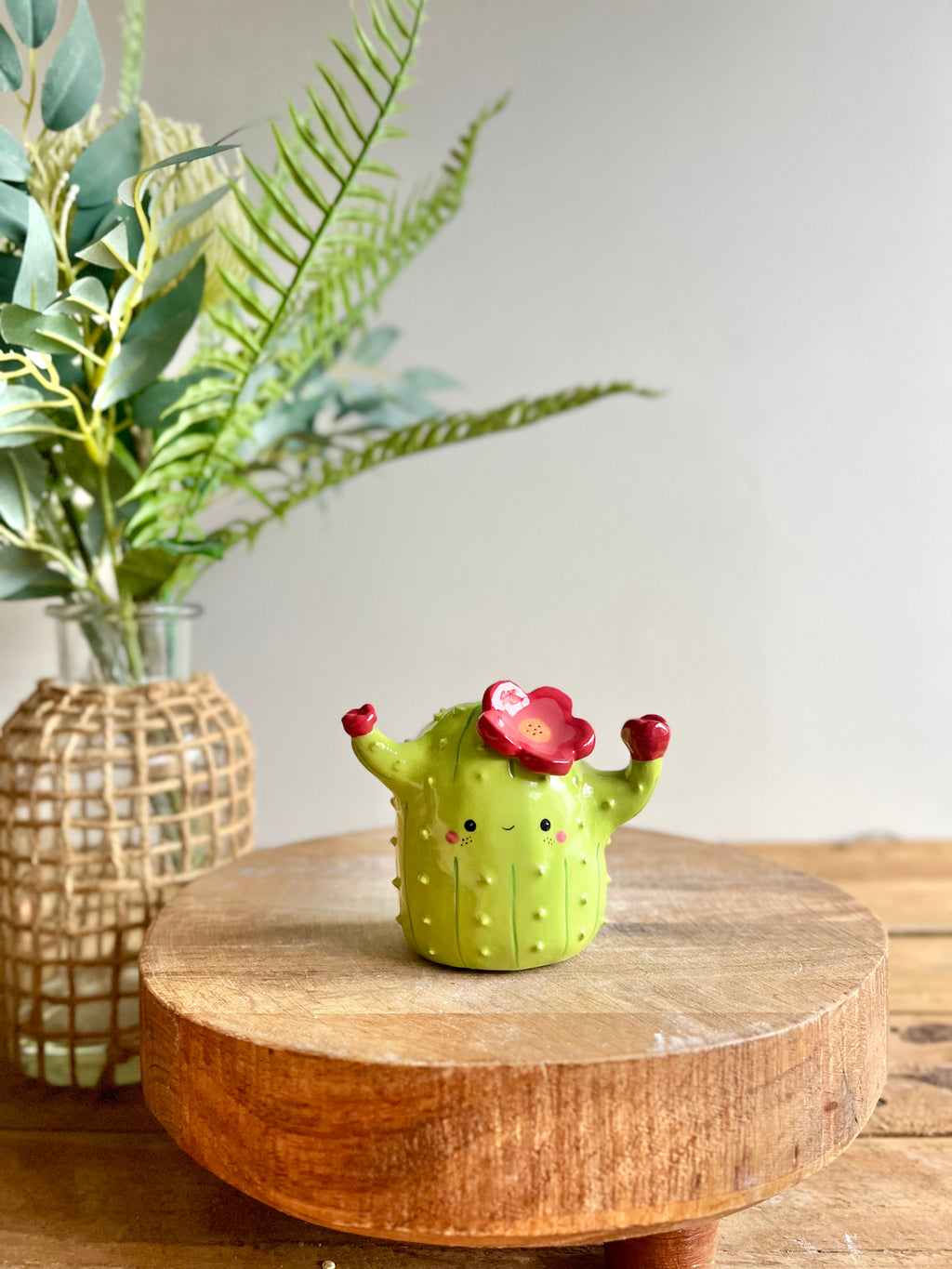 Bud vase