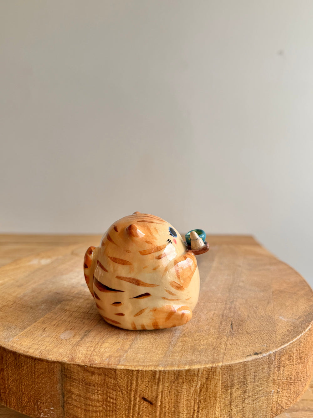 Chubby Cat 31 - view 2, photo 2 of 2