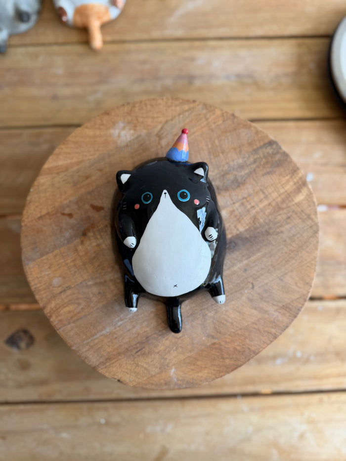 Chubby Cat Wall Sculpture 9 — image 1