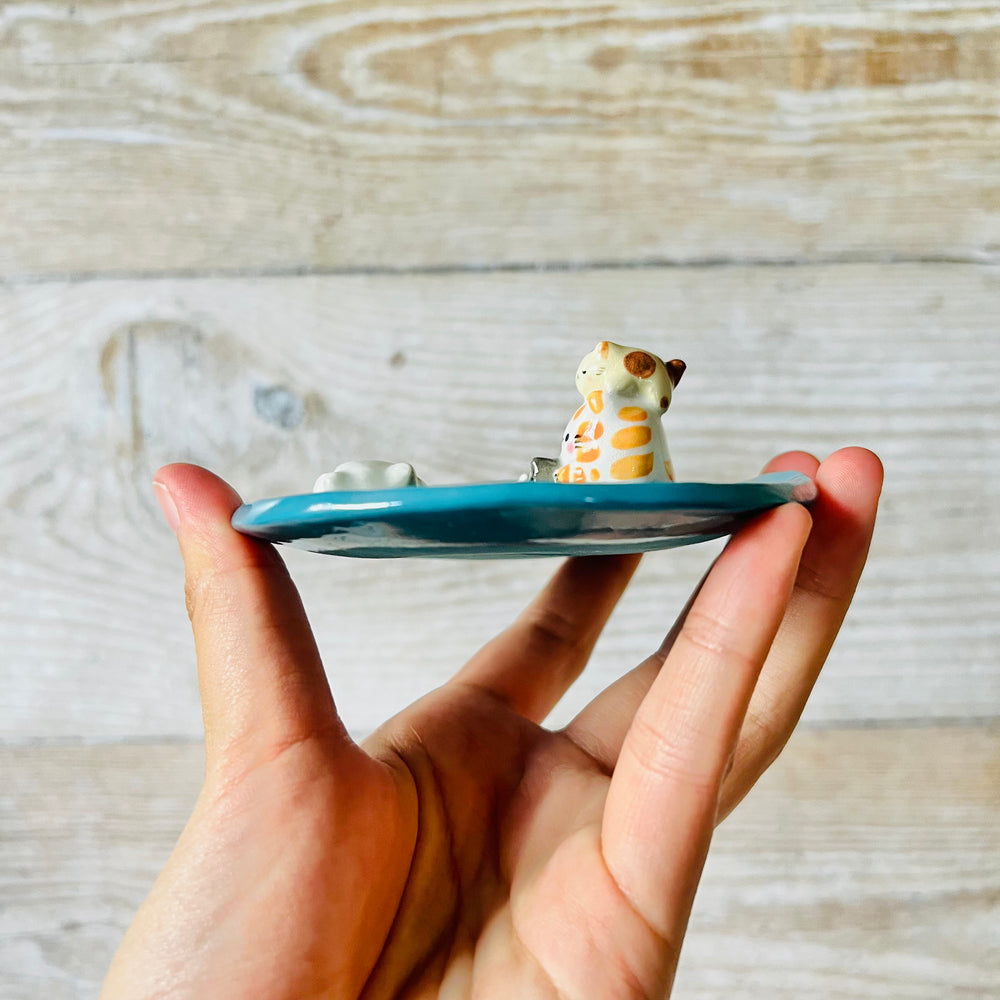 Green flowery Cat family trinket dish, photo 5 of 10