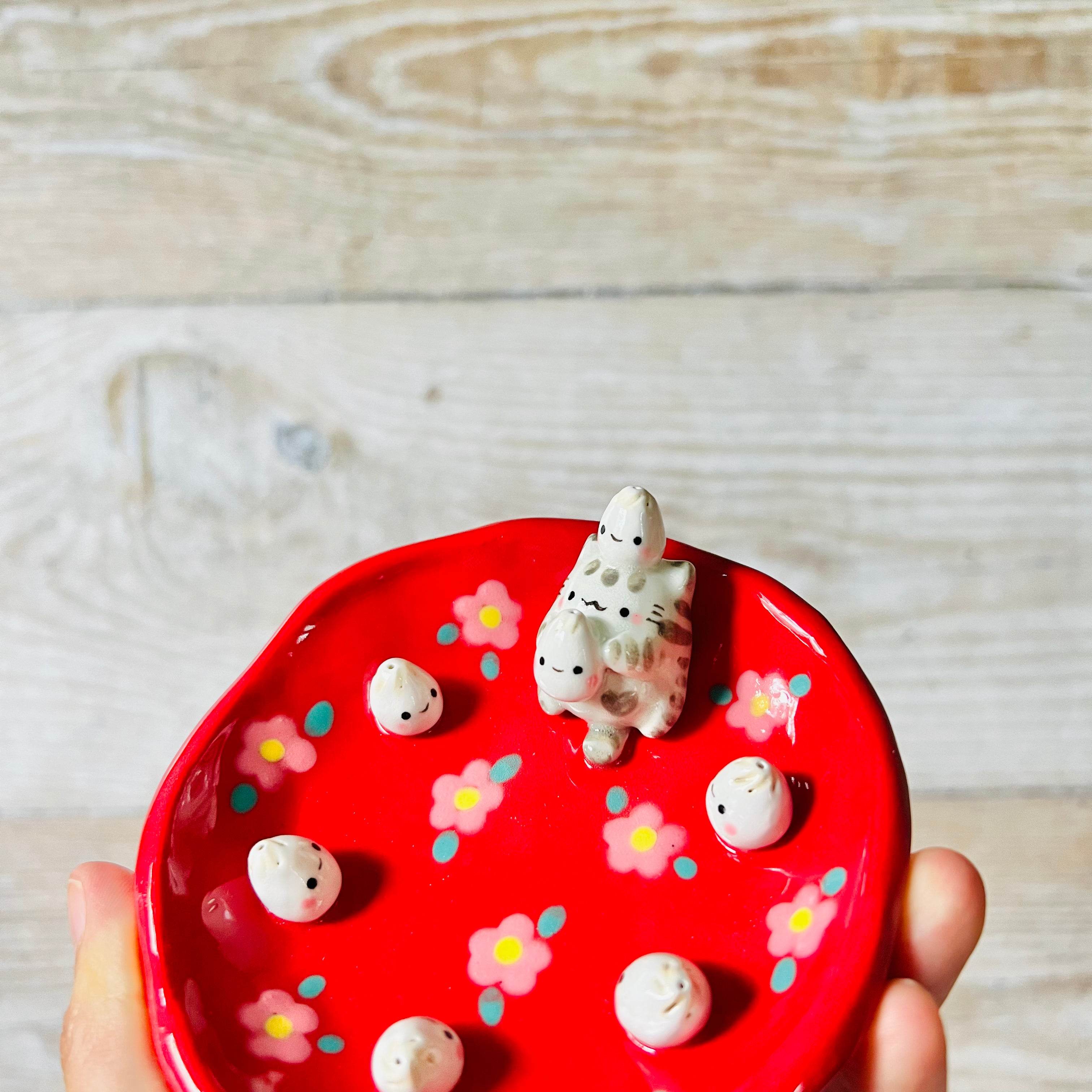 Red Flowery cat with dumplings trinket dish