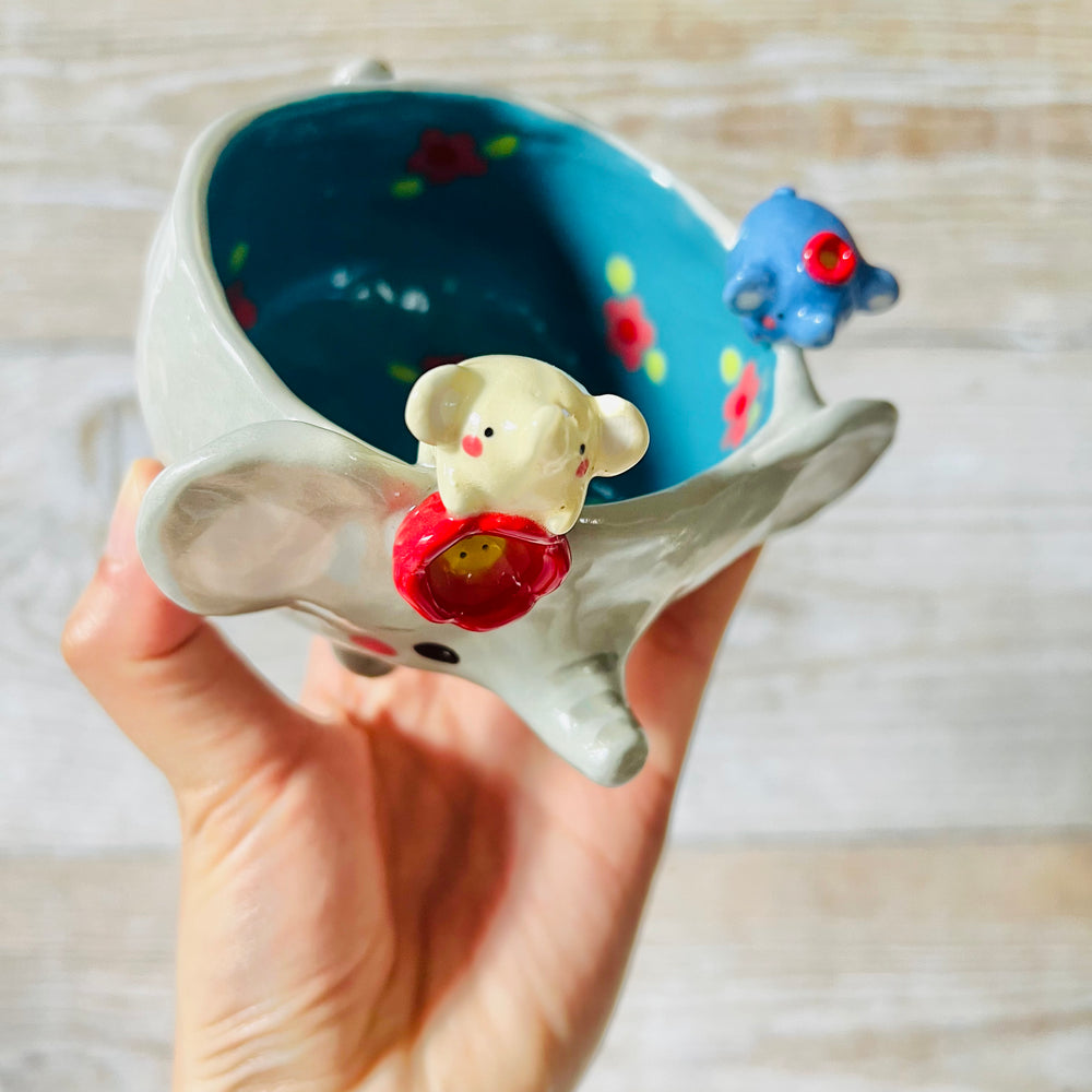 Leggy Flowery ELEPHANT bowl with elephant babies, photo 7 of 8