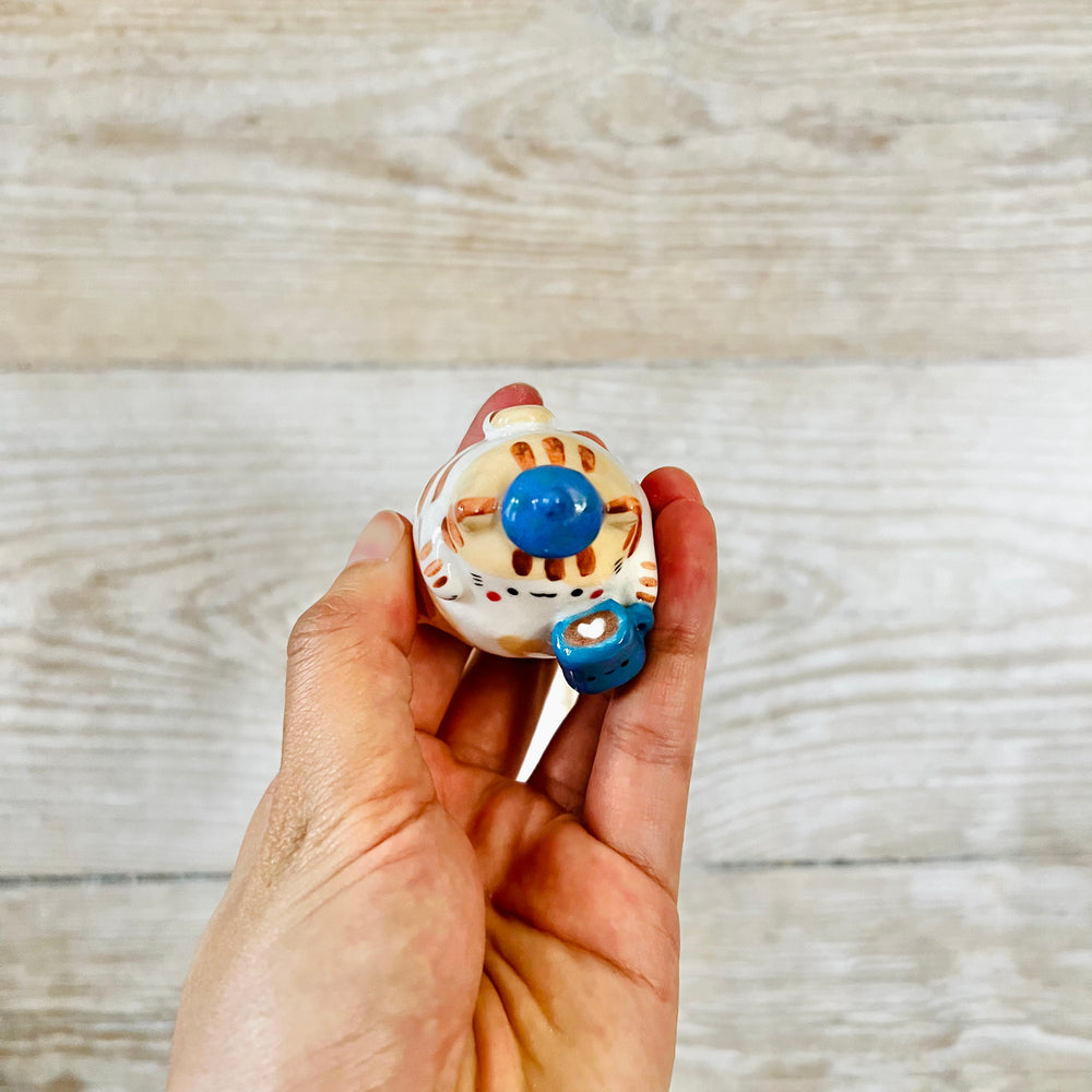 Blue beret coffee cat desk friend, photo 4 of 5