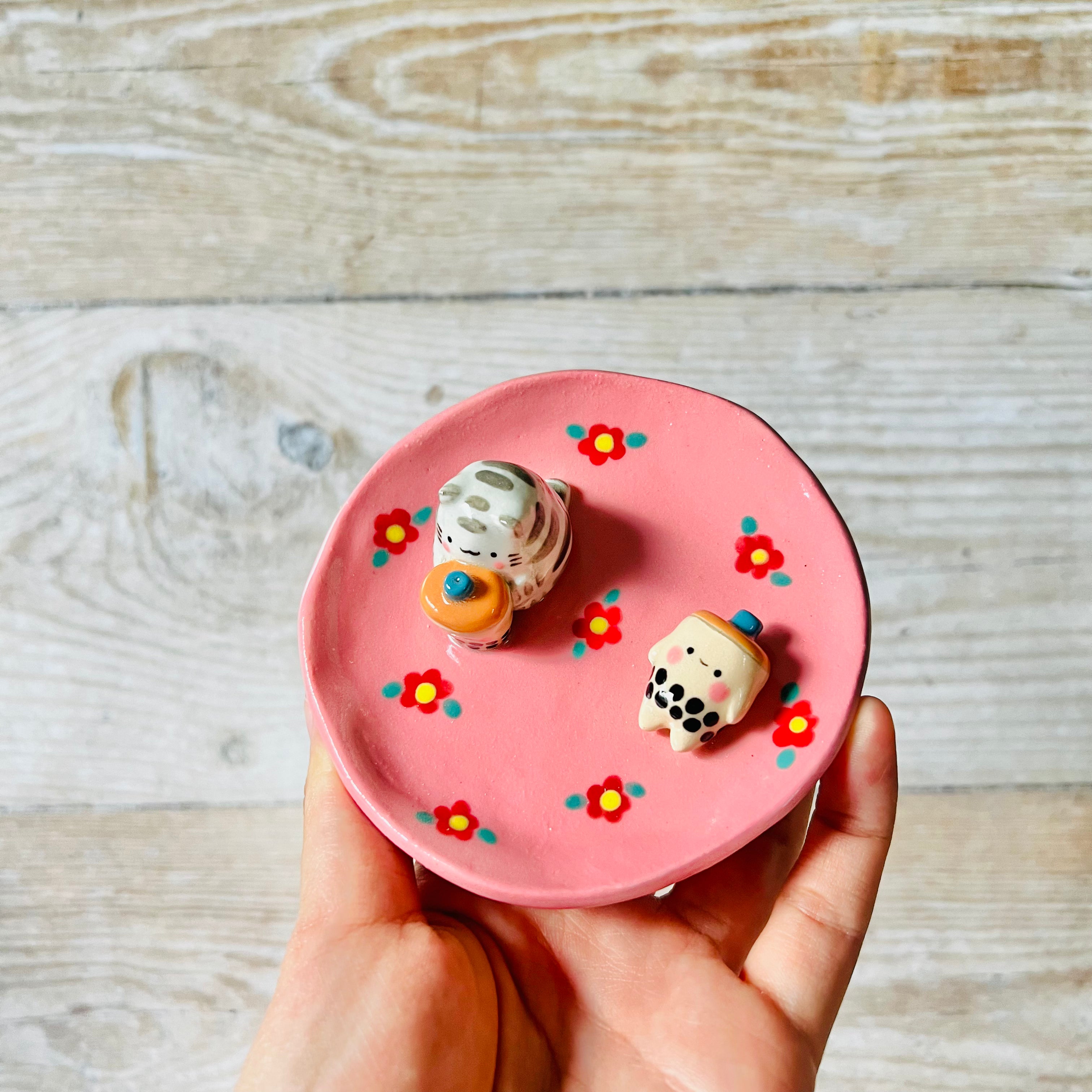 PINK flowery cat with BBT trinket dish