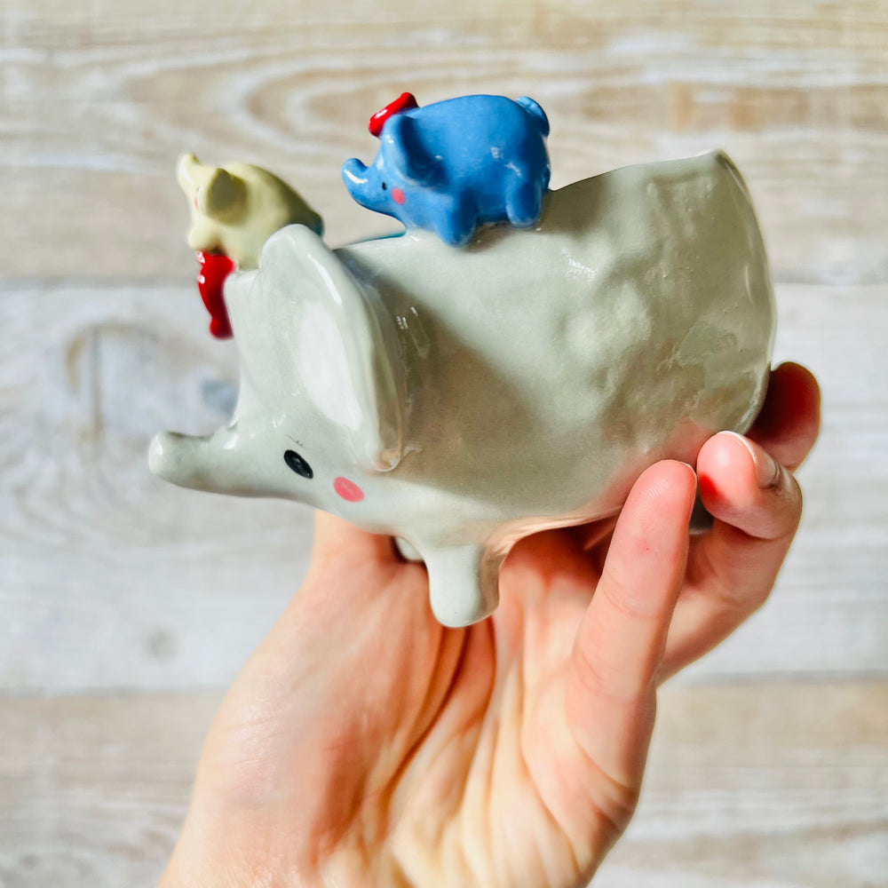 Leggy Flowery ELEPHANT bowl with elephant babies, photo 8 of 8