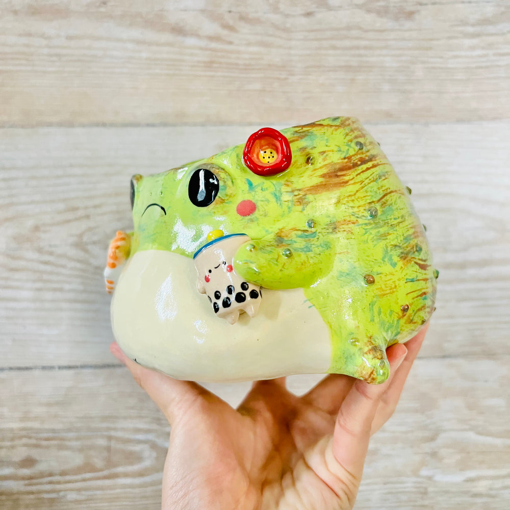 Grumpy Frog pot with cat and BBT friend, photo 3 of 9