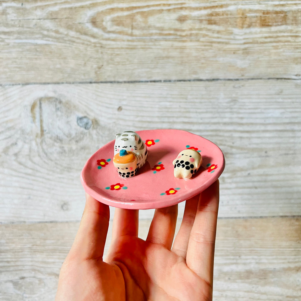 PINK flowery cat with BBT trinket dish, photo 1 of 9
