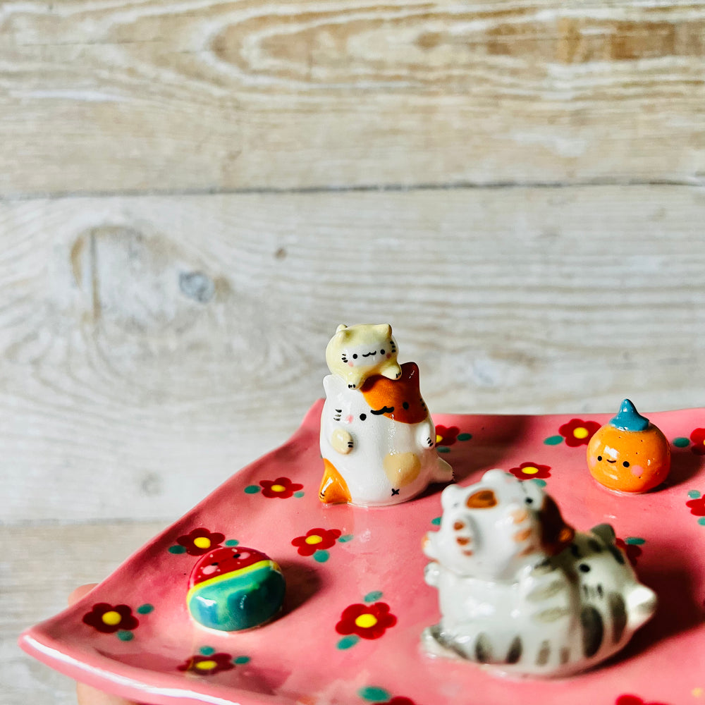 Pink square flowery cats and fruit trinket dish, photo 3 of 10