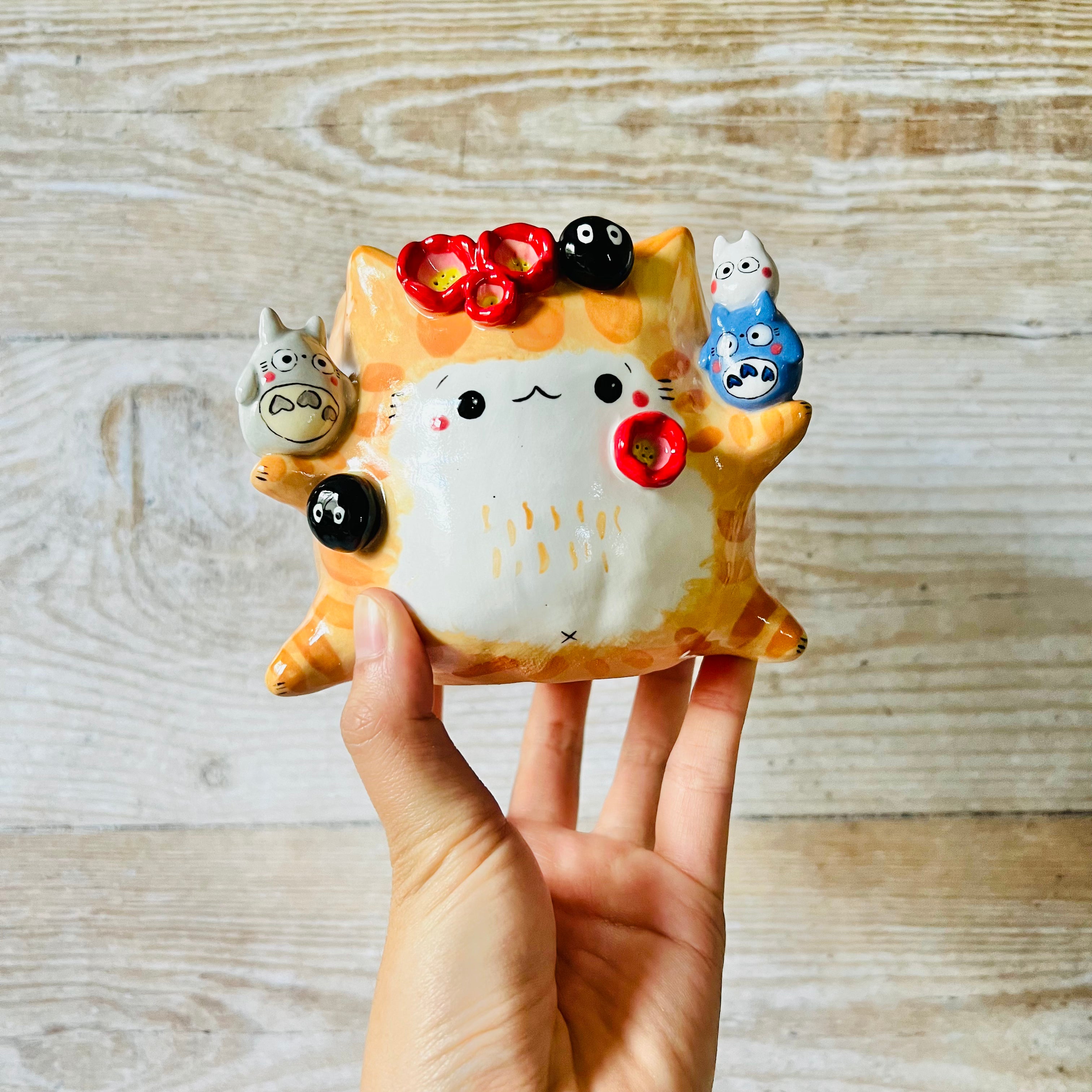 GINGER CAT POT with Totoro friends