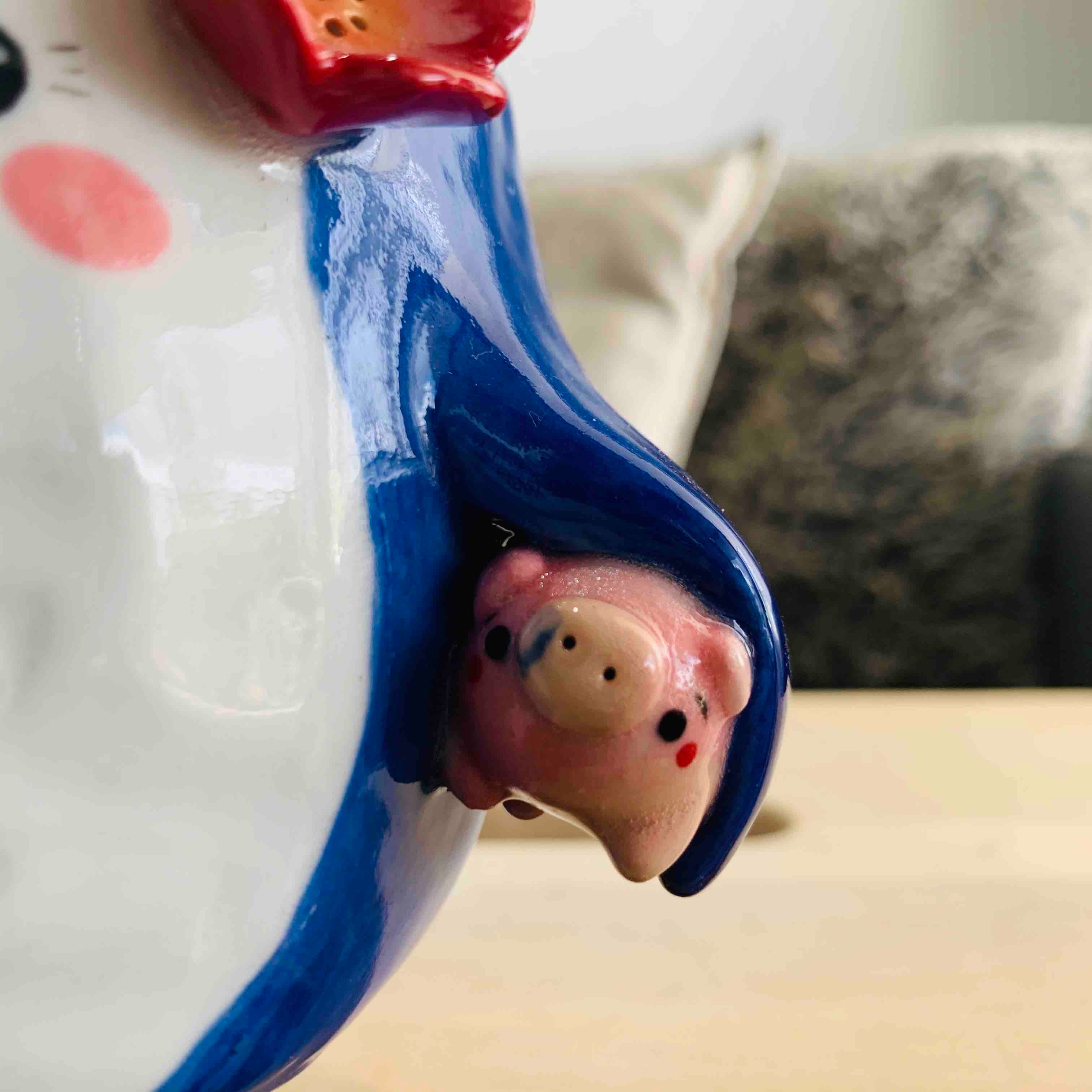 SECONDS - Flowery Penguin Pot with Fish and Armpit Pig Friend