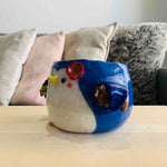 Flowery Penguin Pot with Fish and Armpit Bear Friend