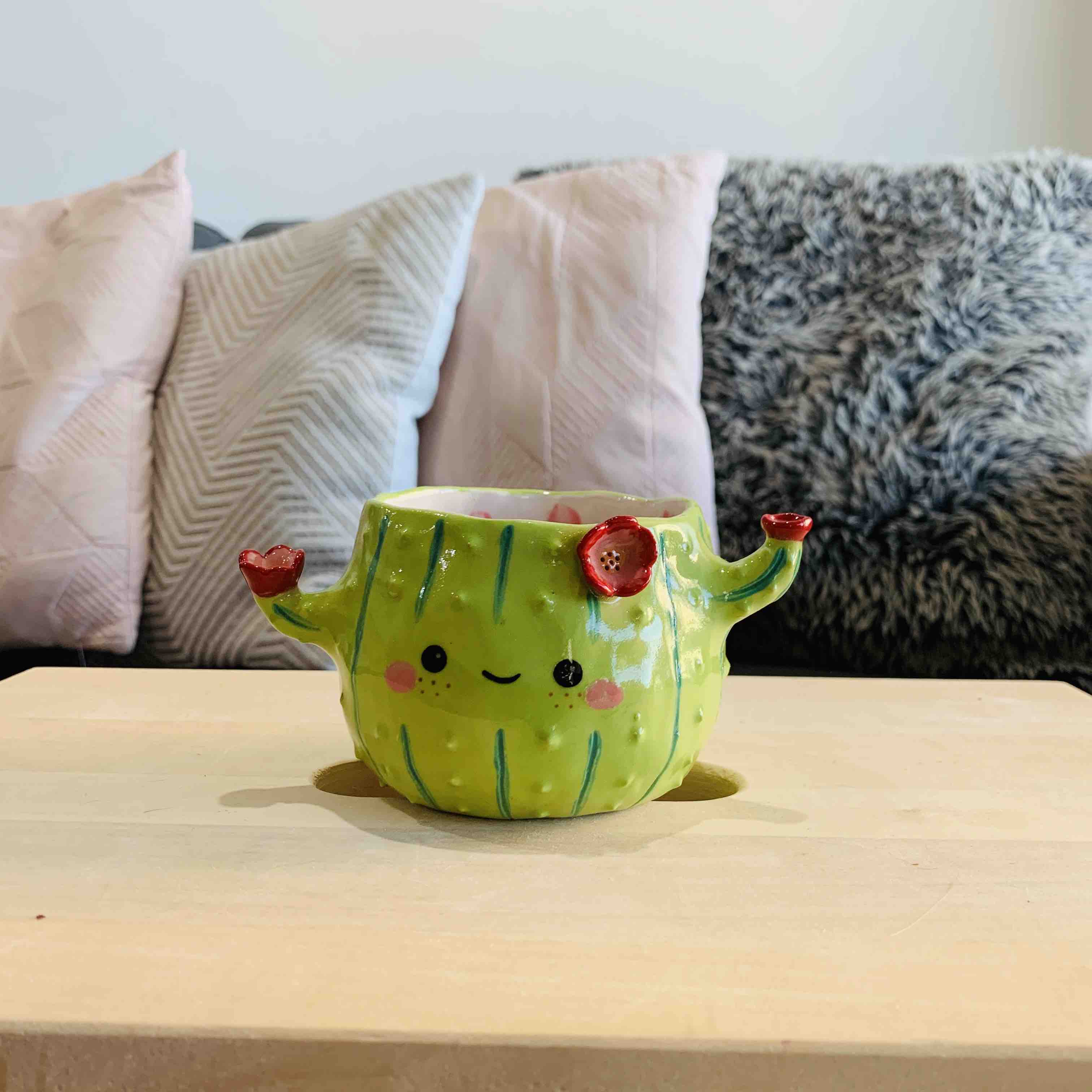 No friends flowery cactus pot - light green