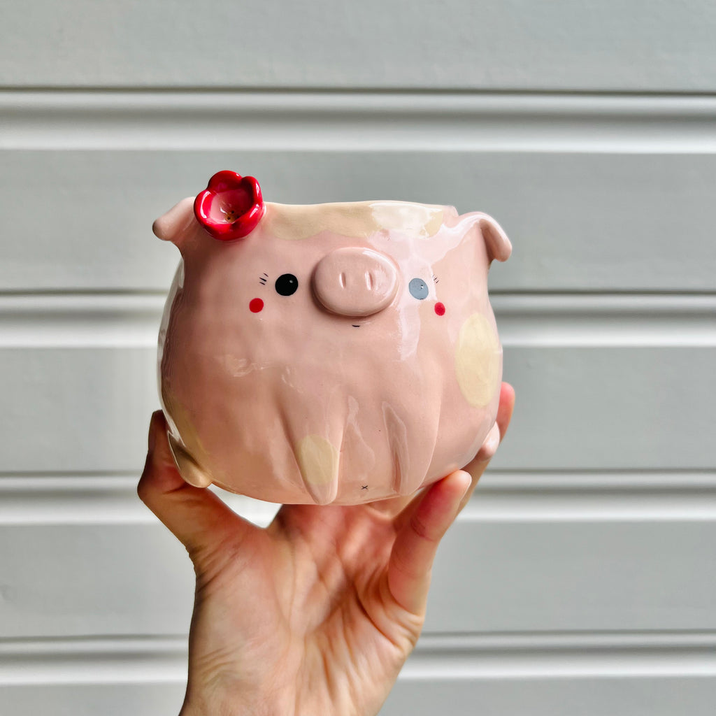 Flowery pig pot