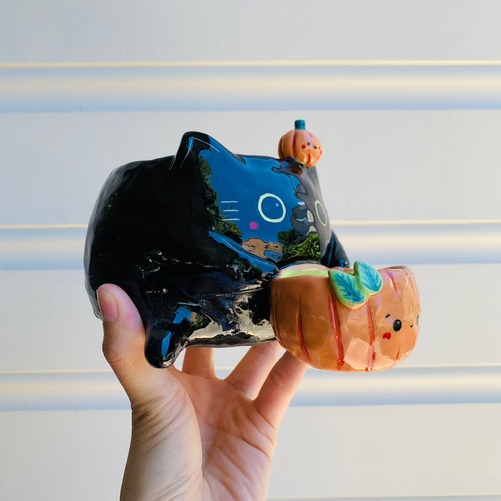 2 in 1 Halloween black cat with pumpkin friends planter, photo 5 of 7