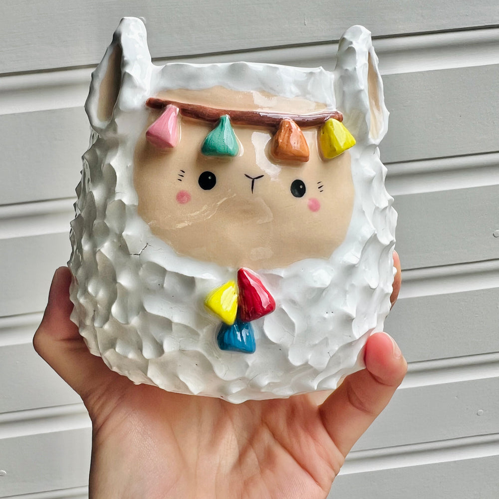 Tassel llama pot, photo 9 of 9