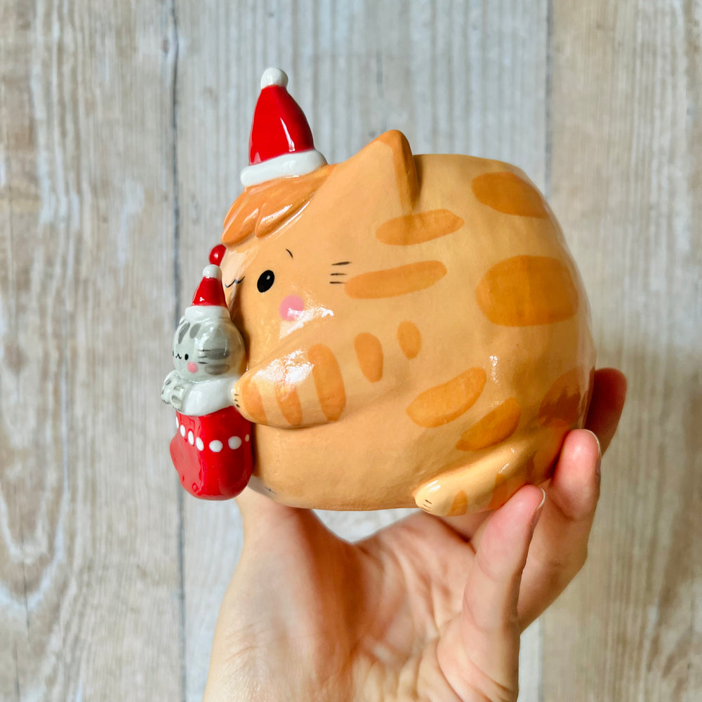 STOCKING GINGER CAT POT with grey cat baby, photo 3 of 6