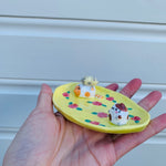 Cat family flowery trinket dish