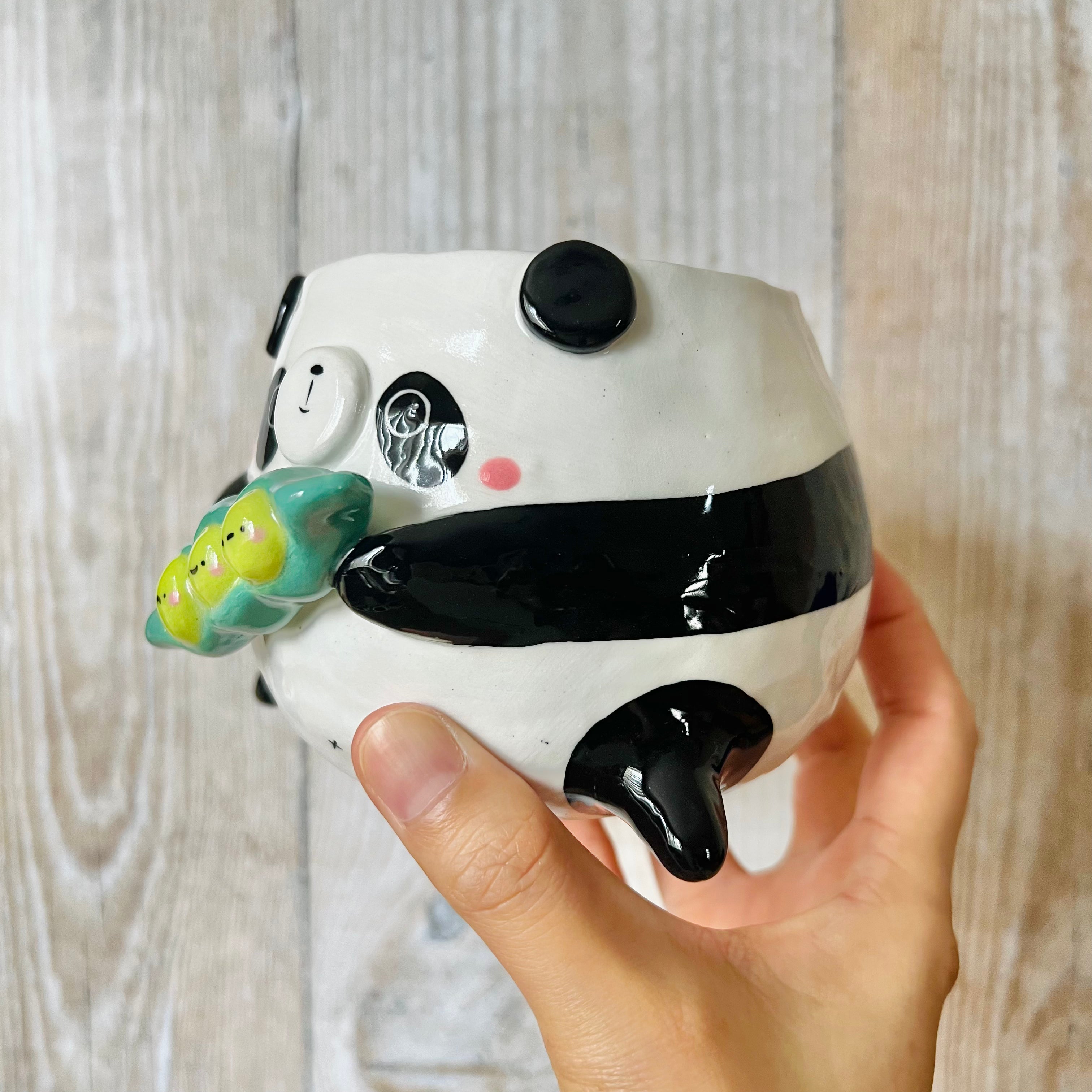 PANDA POT with peas in a pod friend