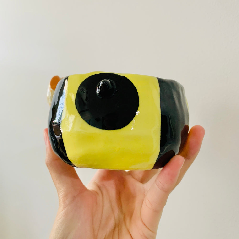 Flowery bee snack bowl with doggo friend, photo 3 of 7
