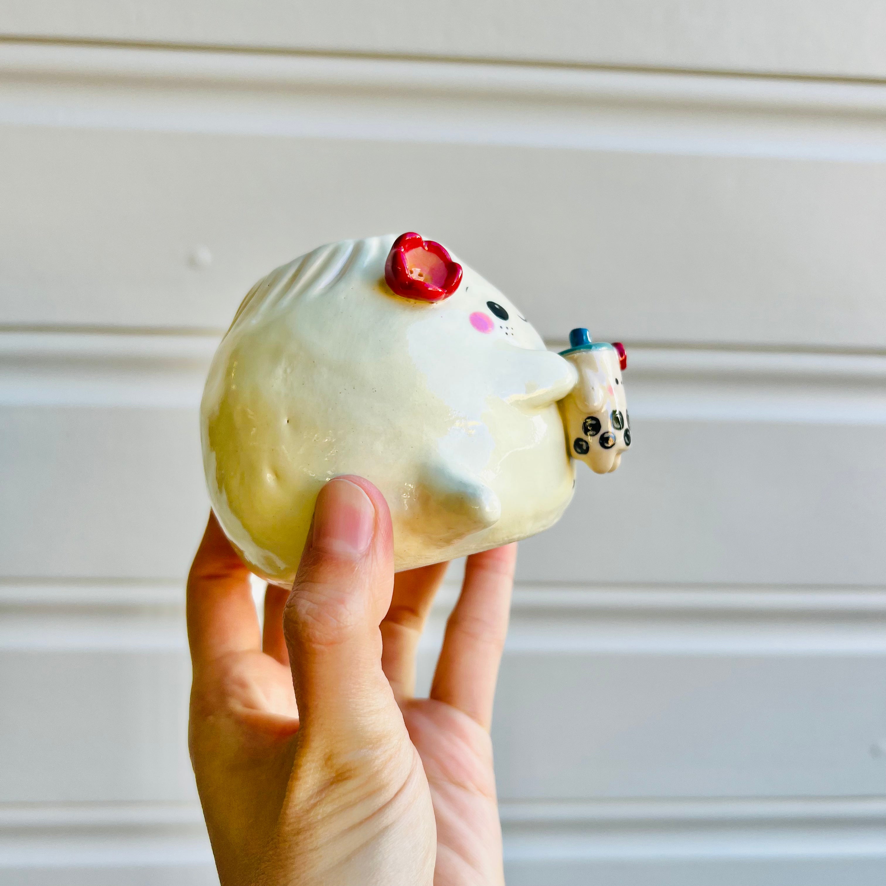 Small Dumpling VASE with bubble tea friend