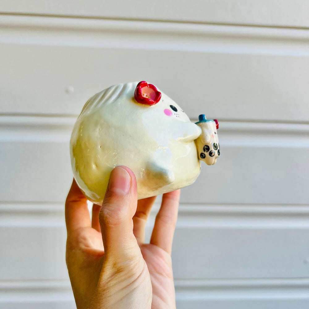 Small Dumpling VASE with bubble tea friend, photo 2 of 5