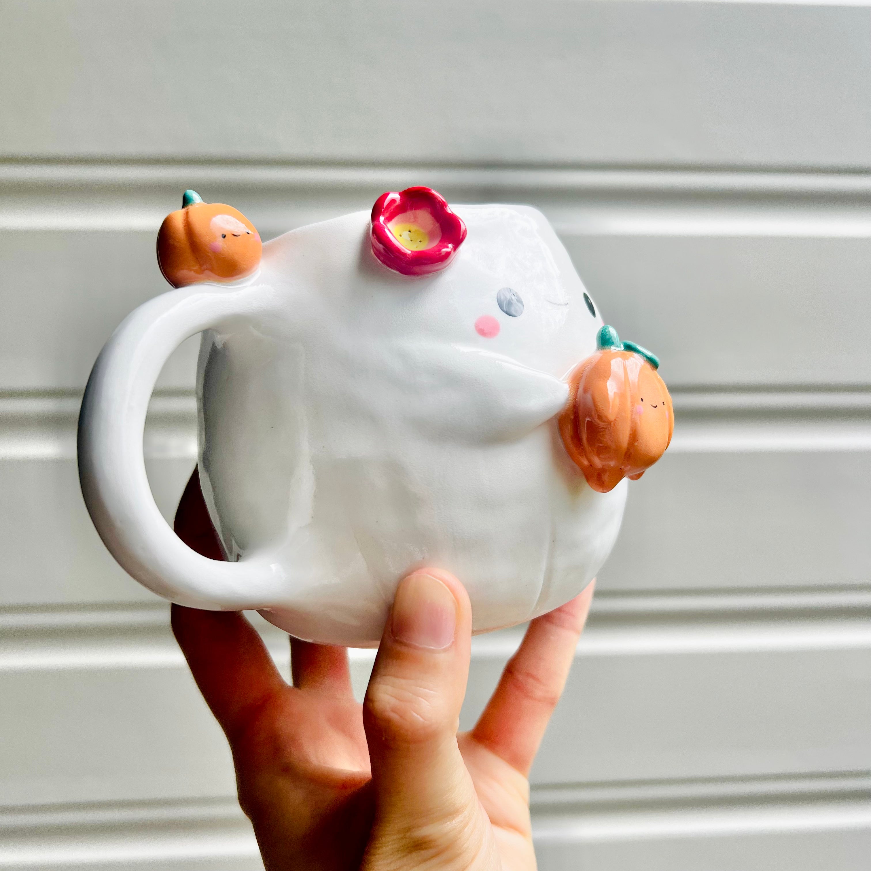 Halloween ghost mug with pumpkins friends