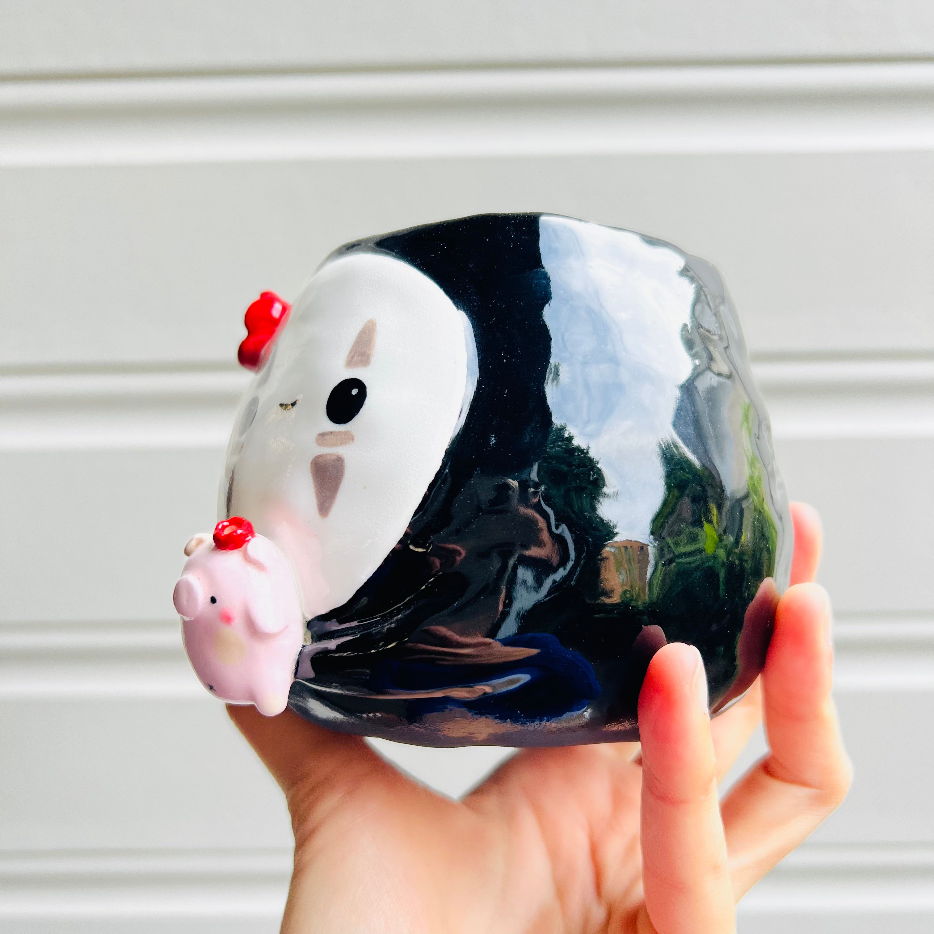 No Face pot with pig friend