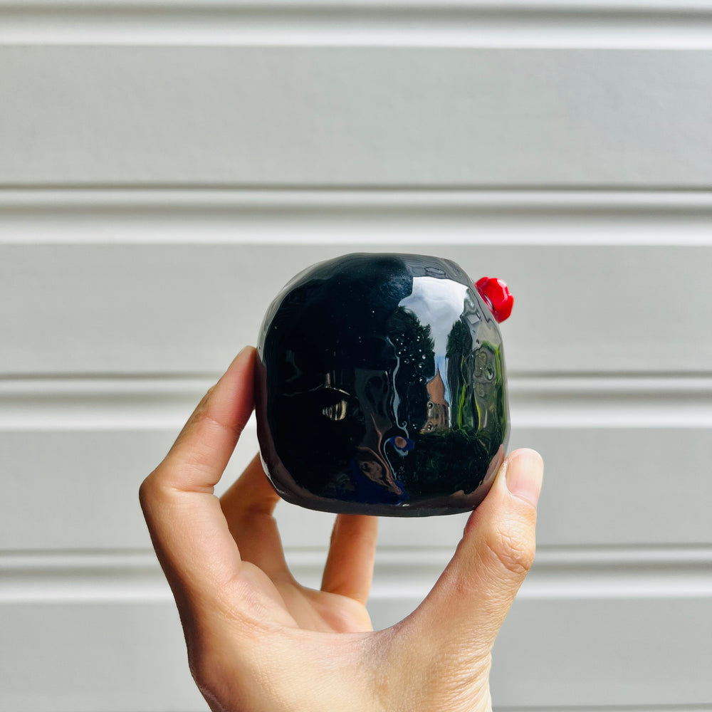 No Face vase with red mug friend, photo 4 of 5