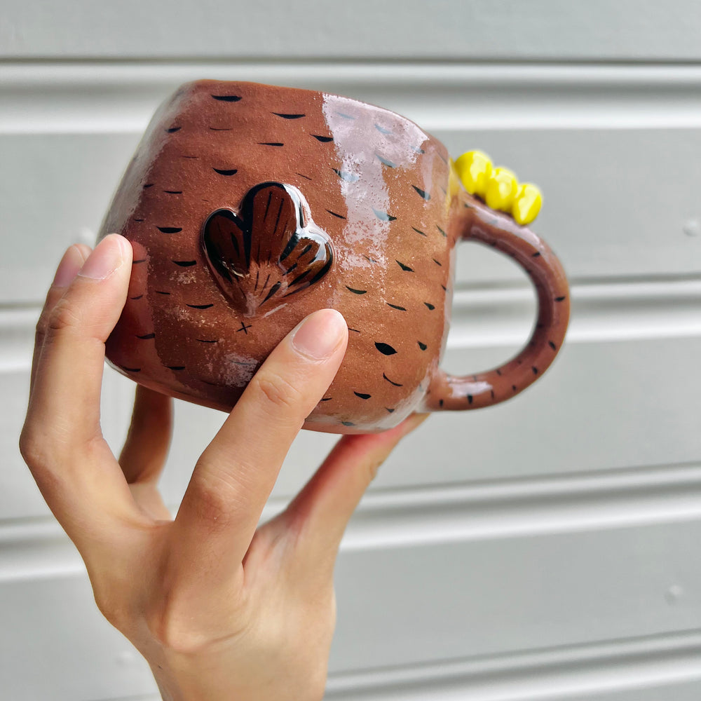 Brown chicken mug with chicks, photo 4 of 9